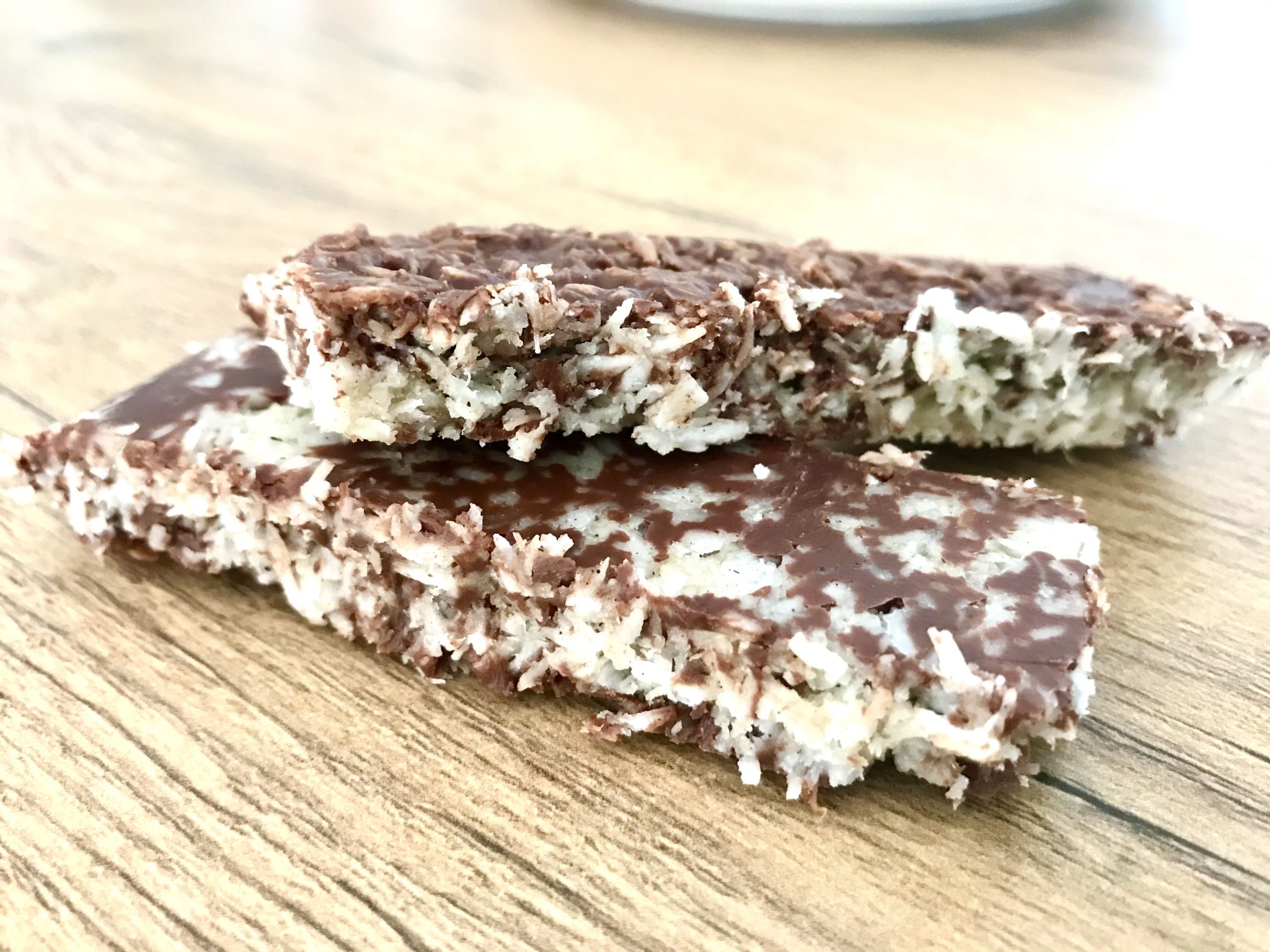 BARRE DE CHOCOLAT À LA COCO (Bounty)